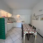 Casa Viale Amico - Giardino Privato * Loano