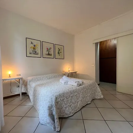 Casa Viale Amico - Giardino Privato Loano