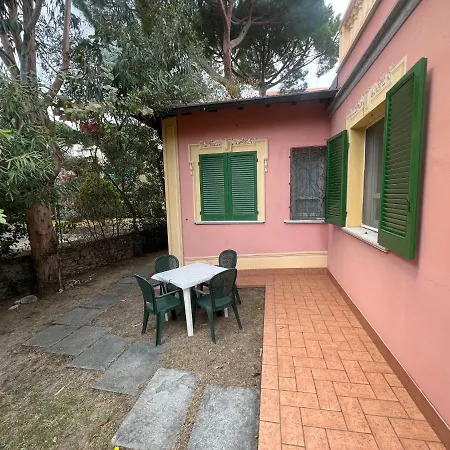 Apartment Casa Viale Amico - Giardino Privato