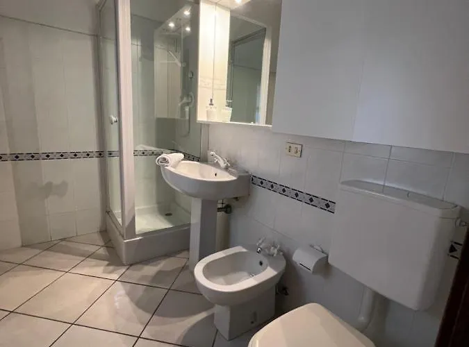 Casa Viale Amico - Giardino Privato * Loano