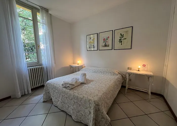 Appartamento Casa Viale Amico - Giardino Privato Loano